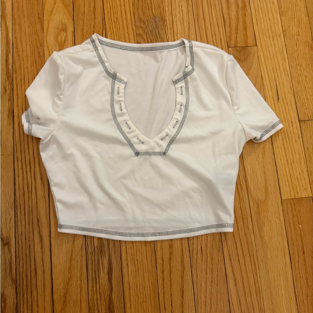 SHEIN White Crop Top Short Sleeve Fitted